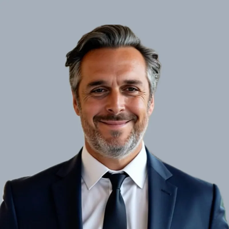 Michael Martin, Chief Operating Officer · President, US